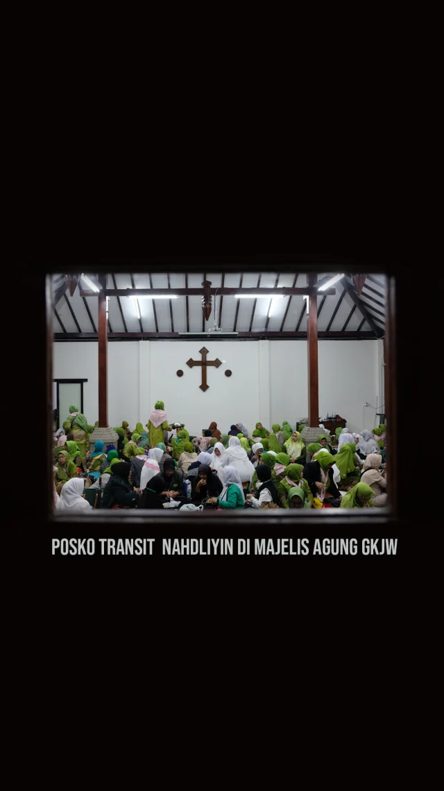 Maturnuwun kehadiran rombongan Nahdliyin Kota Surabaya di rumah kami, Salam persaudaraan..

Video by  @_dany.kr

@pcnu.surabaya 
#gkjw