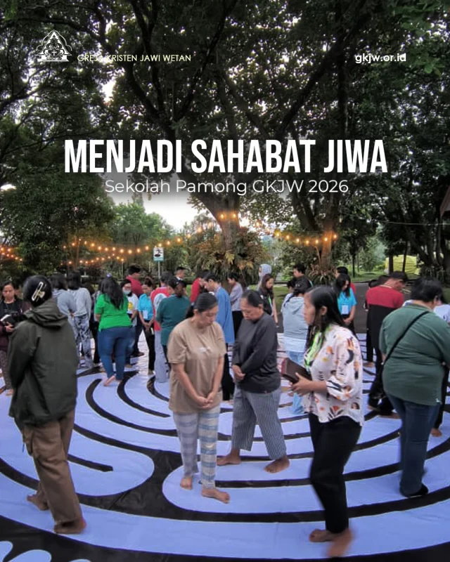 Institut Pendidikan Theologi Balewiyata (IPTh. Balewiyata) Greja Kristen Jawi Wetan menggelar Camp Sekolah Pamong GKJW yang berlangsung selama tiga hari, mulai tanggal 5 hingga 7 Juni 2026, di kantor Majelis Agung GKJW-Malang. Dengan mengangkat tema besar “Menjadi Sahabat Jiwa”, kegiatan ini ditujukan untuk membekali para pamong anak dan remaja dalam meningkatkan kualitas pelayanan pastoral bagi generasi muda.

Diawali kebaktian pembukaan yang dipimpin oleh Pdt. Yulius Setyo Nugroho dan dilanjutkan sesi pembuka yang dibawakan oleh Pdt. Dr. Hardiyan Triasmoroadi, Direktur IPTh Balewiyata, menyoroti urgensi Spiritual Companionship bagi para pamong. Pdt. Hardiyan menekankan bahwa sebagai bagian dari keluarga Allah, pamong memiliki tanggung jawab fundamental untuk meneladani kasih Allah Trinitas.(humas)

Berita lengkap di https://gkjw.or.id